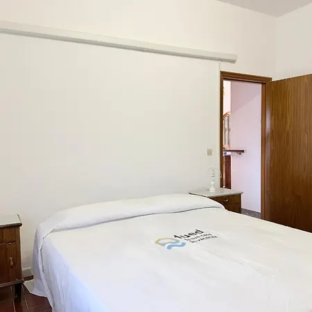 Se247- Marotta, Trilocale Con Corte Attrezzata Vicino Al Mare Marotta
