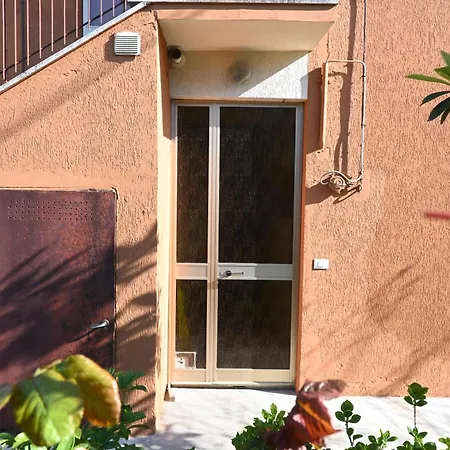 Se247- Marotta, Trilocale Con Corte Attrezzata Vicino Al Mare